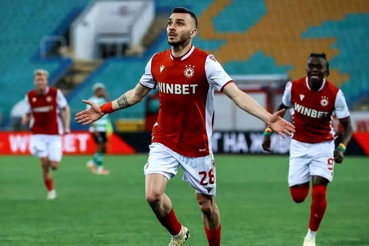 بمب خبری استقلال ترکید: افشاگری تکان‌دهنده از دستمزد ۱ میلیون یورویی مهاجم اروپایی!