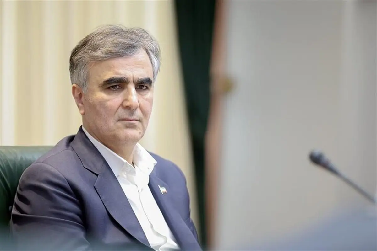 فرزین کیست؟ مغز متفکر اقتصاد ایران در دفتر رئیس جمهور!