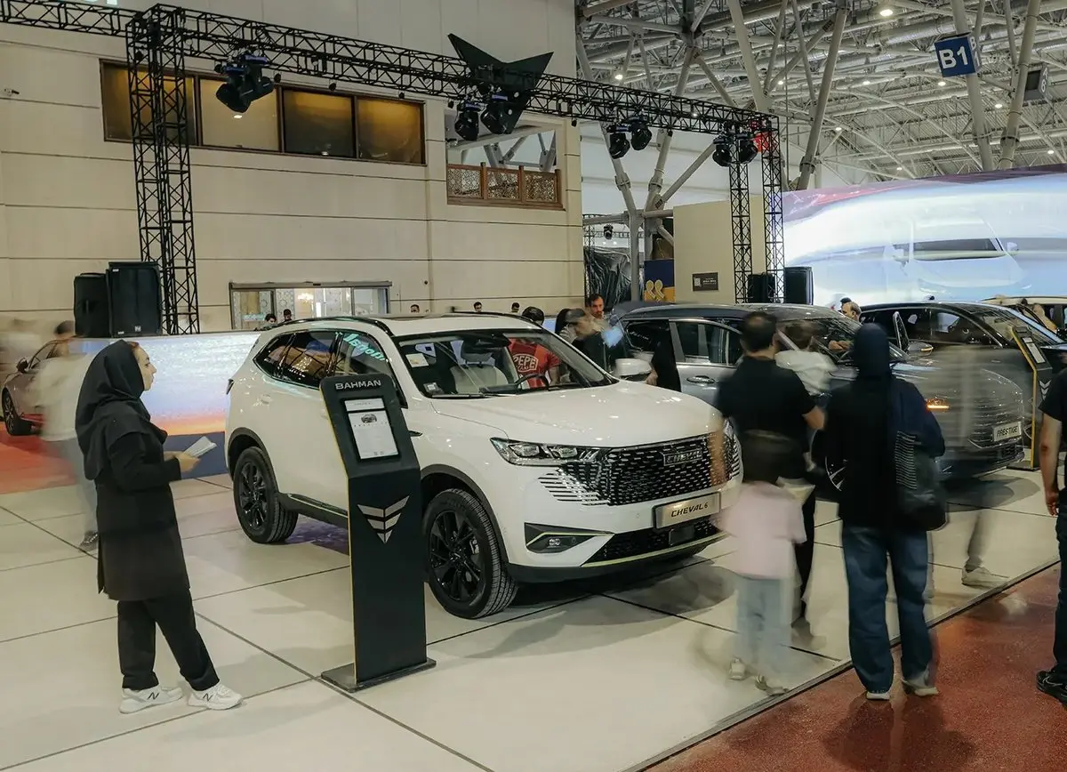 شوکه شدن بازار خودرو: قیمت‌ها ۱۲ آذر ۱۴۰۴ منفجر شد!