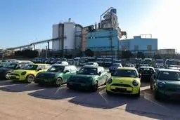 فوری: تکلیف حقوق ورودی خودرو مشخص شد؛ قیمت‌ها سر به فلک می‌کشند؟