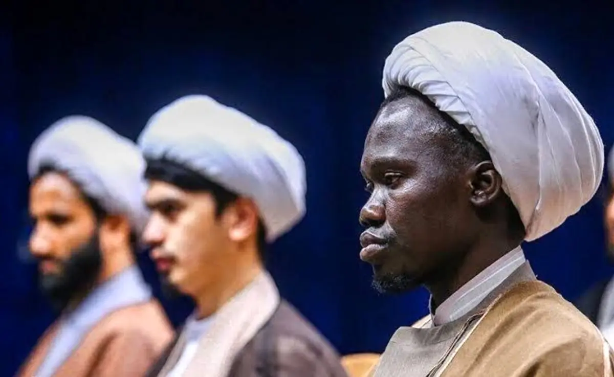 افشاگری شوکه کننده: ۱۸۰۰ میلیارد تومان از جیب مردم برای ۲۱ هزار طلبه خارجی در «جامعه المصطفی»!