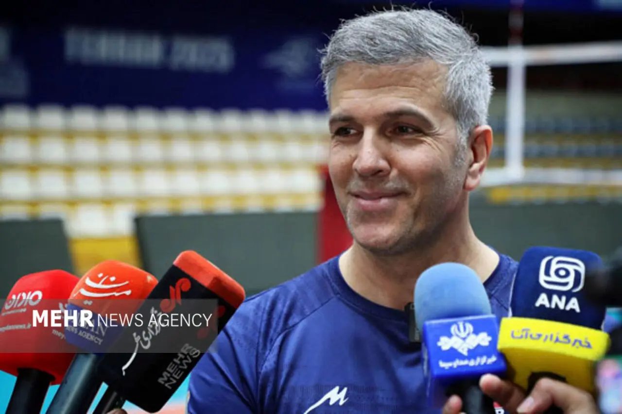 والیبال ایران در بحران! مومنی مقدم: تعویق لیگ شوکه‌کننده بود/تیم جوان ما مقصر نبود!