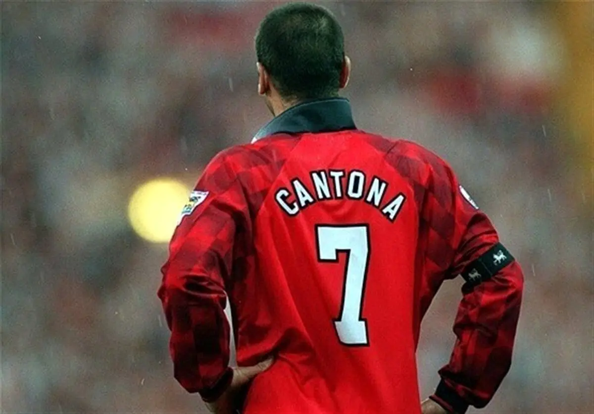 آستین بلندها بازگشتند: راز شگفت‌انگیز محبوبیت دوباره مد 