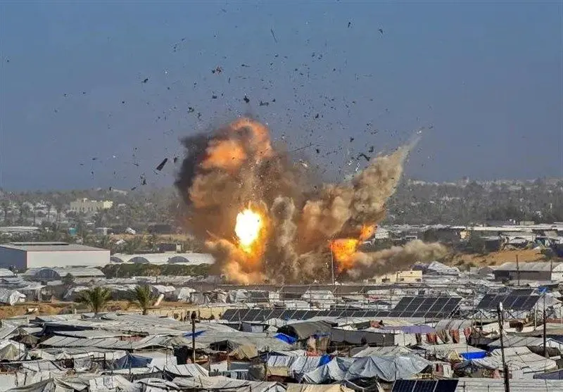 فوری و هولناک: حمله وحشیانه رژیم صهیونیستی به چادرهای آوارگان در خان یونس!