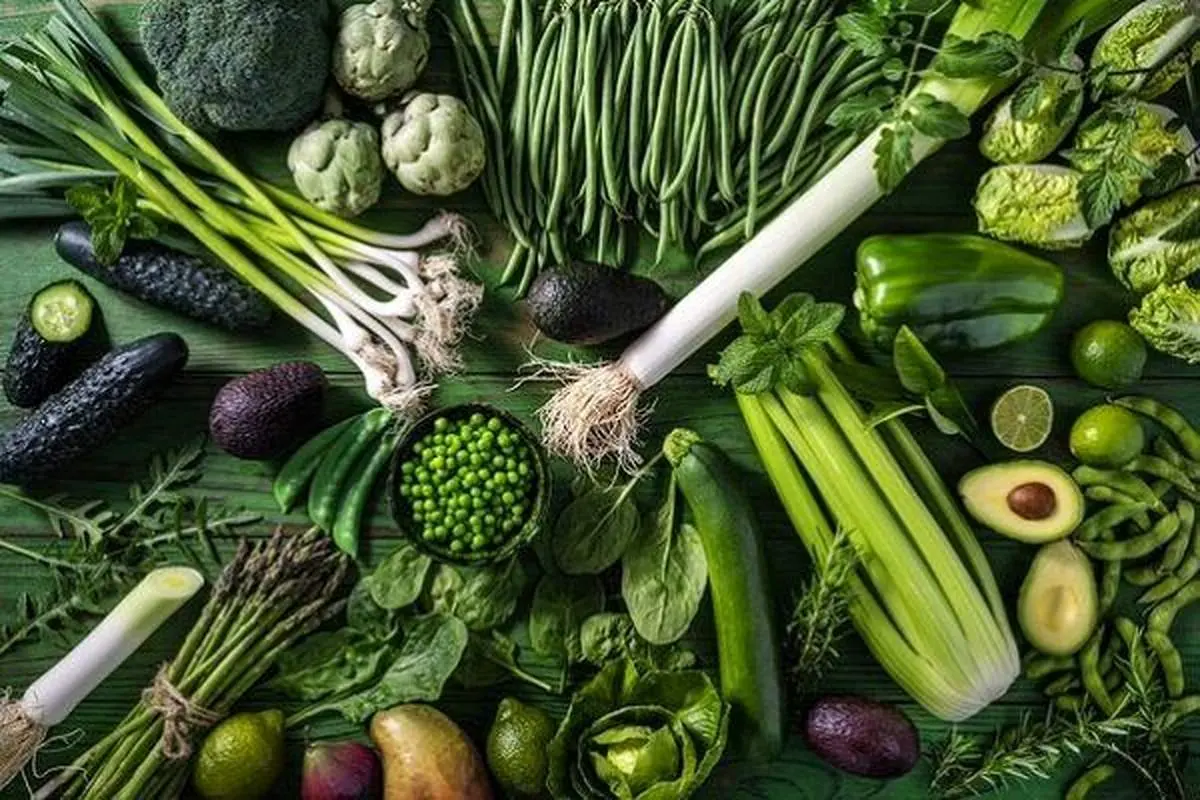 کسانی که قصد آب کردن شکم دارند بخوانند / این سبزی معجزه میکند