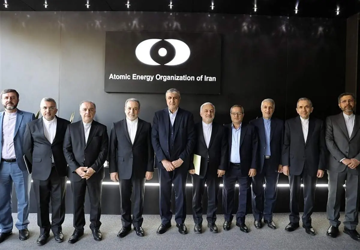 عراقچی در پشت پرده صنعت هسته‌ای: چه کسی تصمیم‌ساز است؟