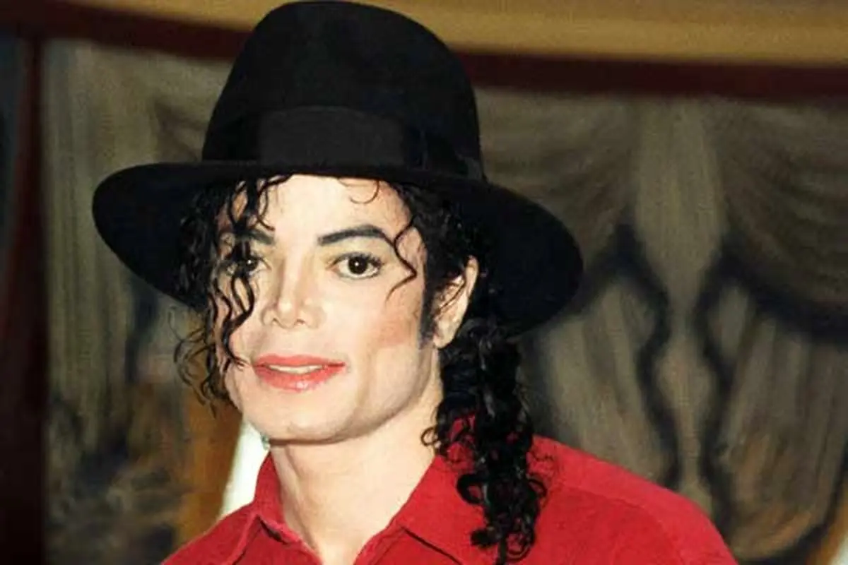 عکسی از مایکل جکسون که حسابی وایرال شد / آیا واقعیت دارد؟