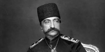 عکس تاریخی ناصرالدین شاه در کنار «زعفران باجی»