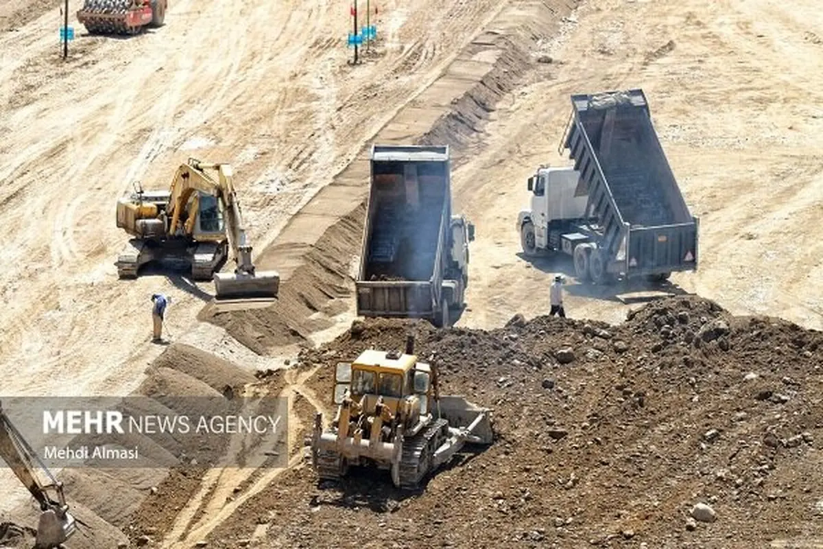 فاجعه در راه است: سهمیه گازوئیل ماشین‌آلات راه‌سازی به یک‌پنجم رسید! 