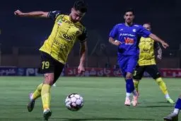 فوری و جنجالی: زمان دیدار سپاهان و استقلال ناگهان تغییر کرد! پشت پرده این تصمیم چیست؟