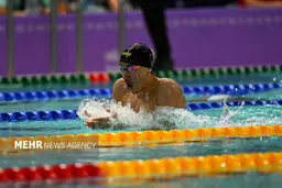 آراد مهدی‌زاده در ۲۰۰ متر قورباغه پنجم شد: یک گام مانده به قهرمانی یا شکستی تلخ؟