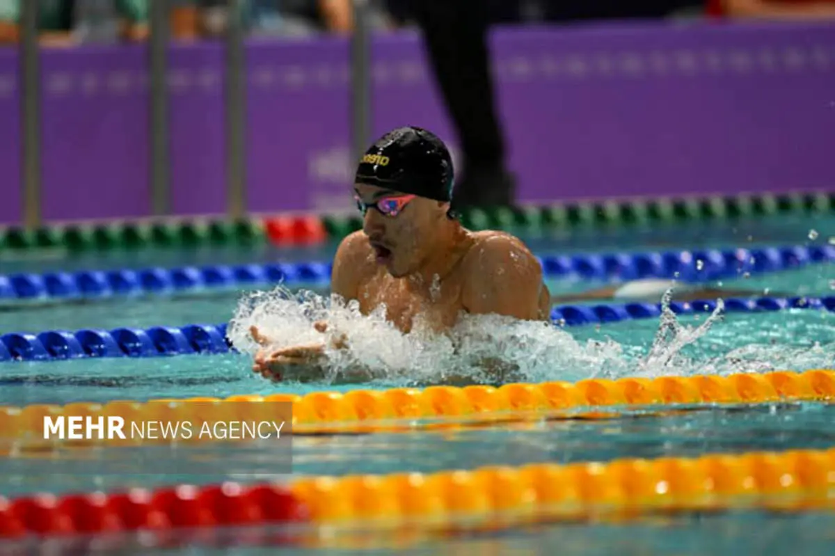 آراد مهدی‌زاده در ۲۰۰ متر قورباغه پنجم شد: یک گام مانده به قهرمانی یا شکستی تلخ؟
