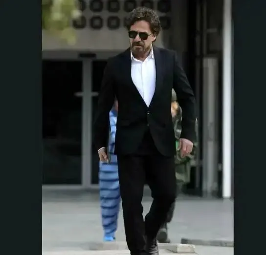 عکس امیر آقایی در کارواش حسابی وایرال شد