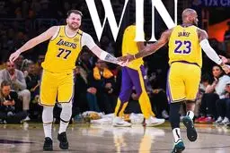 بزرگترین خرید تاریخ باشگاه‌های ورزشی: مالک چلسی پشت پرده است!