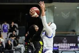 استقلال در حسرت بقا، قهرمان در اندیشه حفظ صدر جدول