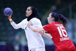 مریخ در ریاض؛ نبرد دختران هندبال برای جام قهرمانی!