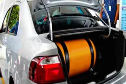 انفجار در پارکینگ‌ها: بازگشت طرح دوگانه‌سوز با ابهامات مرگبار!