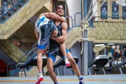 سهمیه قهرمانی کشور به چه کسانی رسید؟ فدراسیون کشتی زیر ذره‌بین!