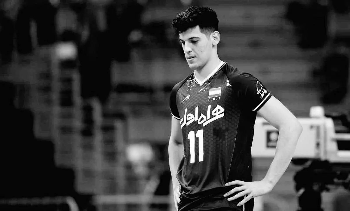 پیکر صابر کاظمی به آق‌قلا رسید: شوک و اندوه در آرامستان