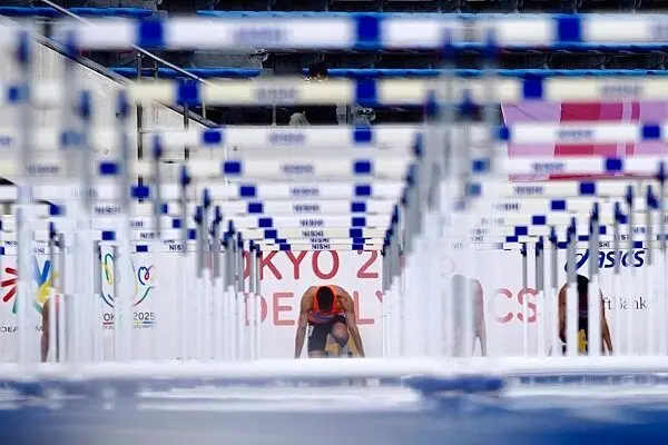 دونده ایرانی ۱۱۰ متر با مانع حذف شد؛ ناکامی در سکوی قهرمانی!