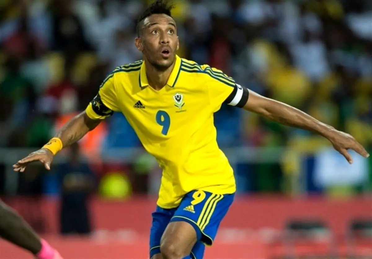 انفجار اوبامیانگ: ستاره گابن به تعلیق تیم ملی توسط دولت تاخت!