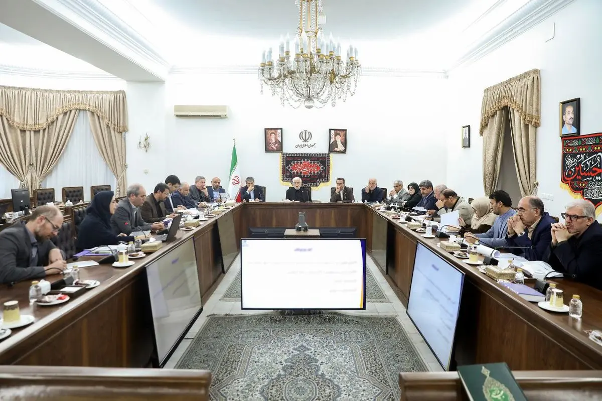 دکتر عارف: ضرورت بازسازی و نوسازی ناوگان هوایی کشور