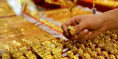 طوفان قیمتی در بازار طلا و سکه: طلای آبان ۱۴۰۴ با ریزش یا خیزش تاریخی روبرو شد؟