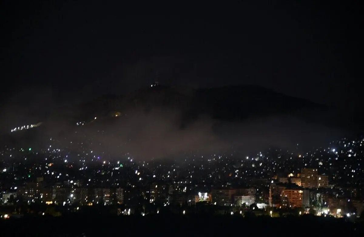 آتش‌بازی مرگبار در دمشق: المزه زیر آوار رفت؟