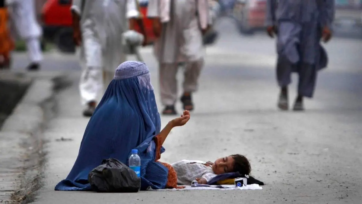 فاجعه در افغانستان: سازمان ملل هشدار داد؛ ۹۰ درصد خانوارها در آستانه مرگ گرسنگی و فقر مطلق!