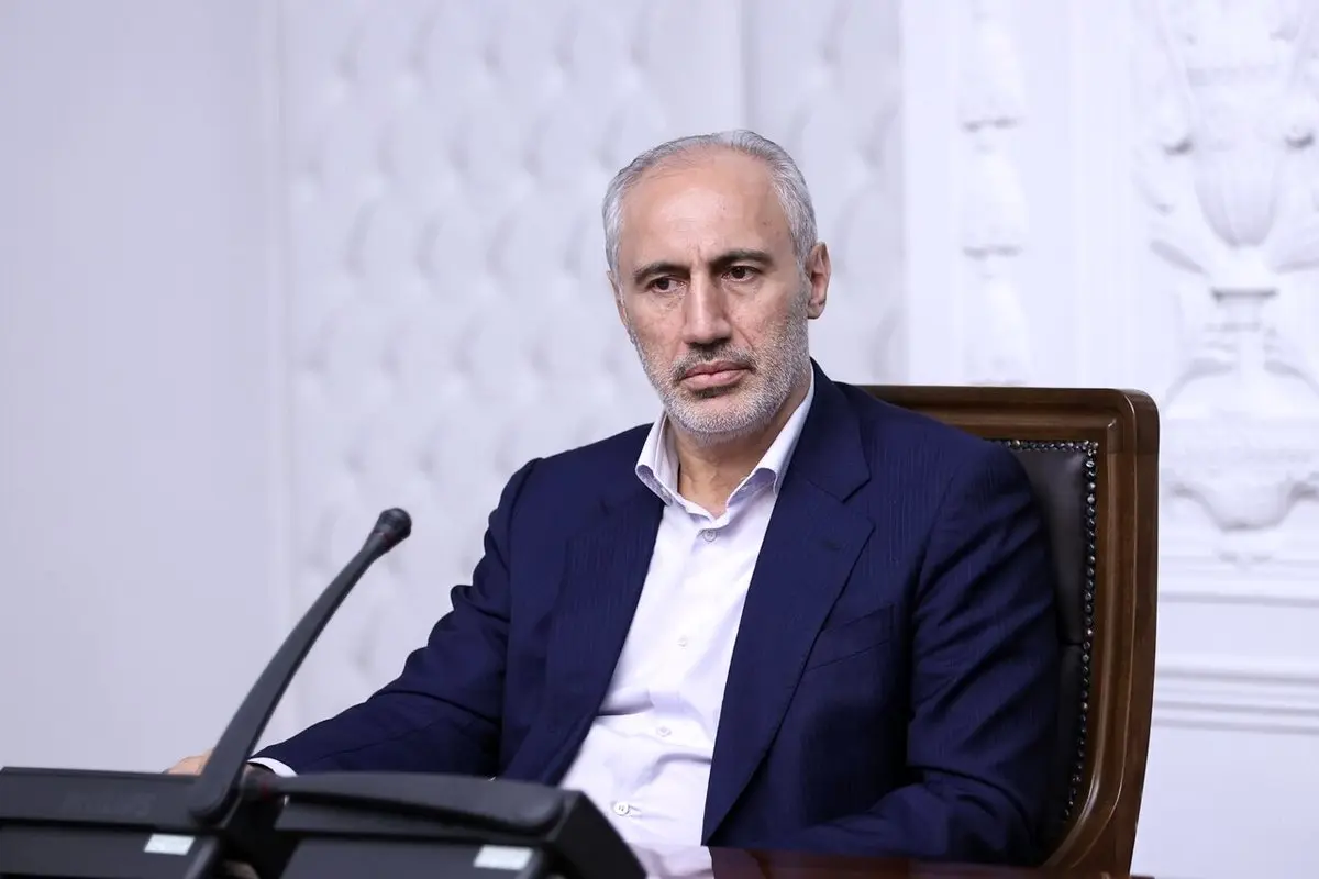 شوک اقتصادی: رئیس سازمان برنامه و بودجه اعتراف کرد: بودجه را با «ریال جدید» نوشتیم! / هشدار جدی: در آستانه سقوط به چاه تورم هستیم!