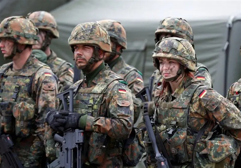 شوک به ارتش آلمان: جوانان آلمانی به طرح سربازی جدید 'نه' بزرگ گفتند!