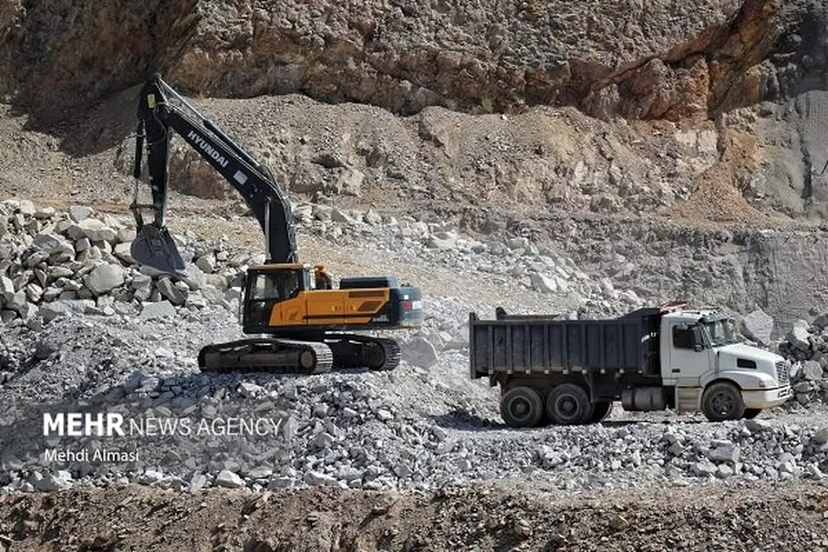 نوسازی ماشین‌آلات؛ کلید انفجار رشد ۱۳ درصدی در معدن! 