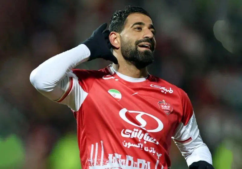 واکنش تند بازیکن پرسپولیس به کاشت موی کنعانی‌زادگان