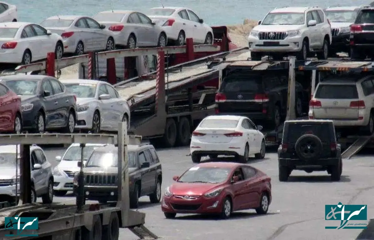 خودروهایی با دلار بالای ۳۰۰ هزار تومان در بازار