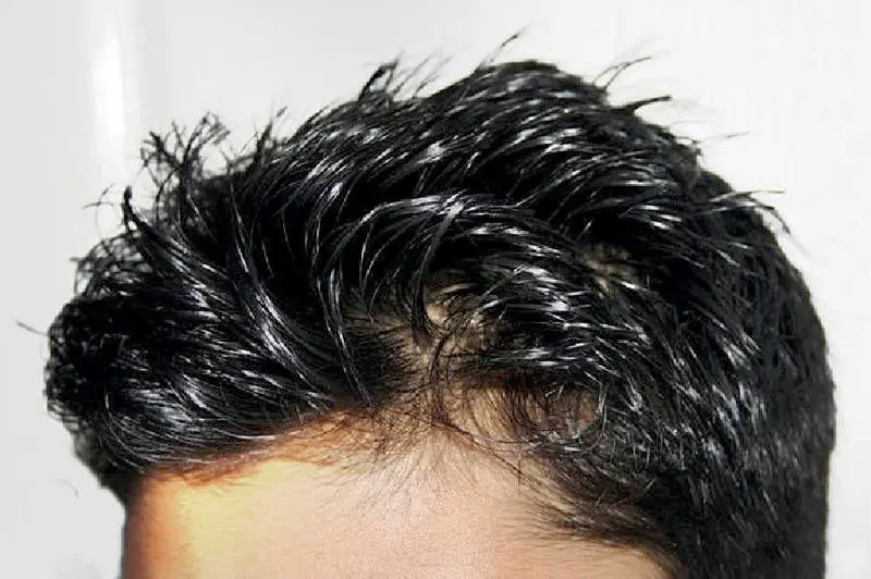 اگر با موی خیس بخوابیم چه می شود؟