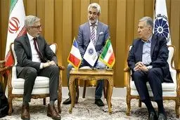 سفیر فرانسه: تحریم‌ها باید برچیده شوند، نه اینکه ادامه یابند!