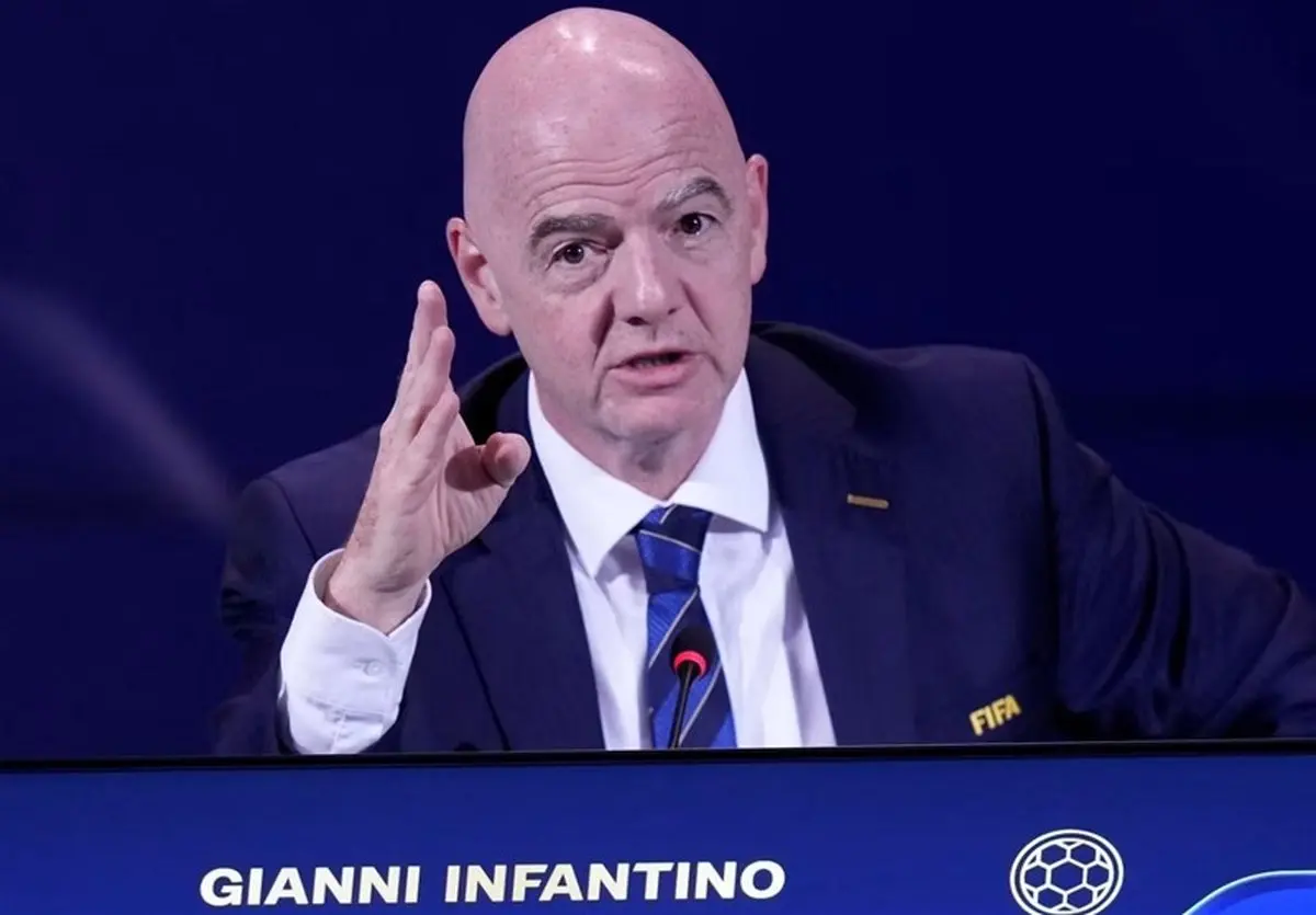 جنجال جام جهانی: افشاگری مجری که رئیس فیفا برای خفه کردنش دست به کار شد! + عکس