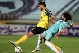 شوک به لیگ برتر: سپاهان صدرنشینی را به حریفان هدیه داد!/ اوج‌گیری دیوانه‌وار چادرملو و فولاد