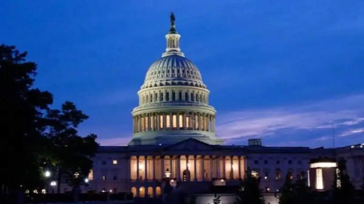 جنجال بزرگ در واشنگتن: سناتورها در آستانه پایان طولانی‌ترین تعطیلی دولت با بسته‌ای که تاریخ‌ساز می‌شود