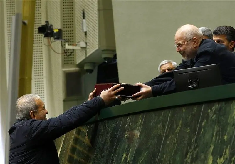 سقف بودجه ۱۴۰۵ از مرز هشدار گذشت: آیا تورم افسارگسیخته در راه است؟