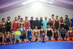 فراز قورچیان: قهرمانی بدون مردانگی و معرفت، خیانت به کشتی است!