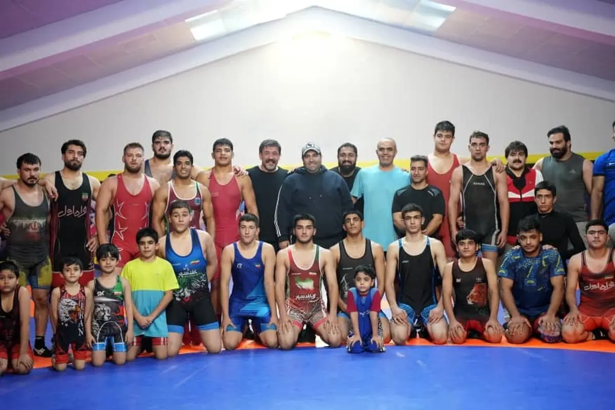 فراز قورچیان: قهرمانی بدون مردانگی و معرفت، خیانت به کشتی است!