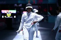  ریحانه رضایی تاریخ‌ساز شد/صعود به یک‌چهارم نهایی شمشیربازی 