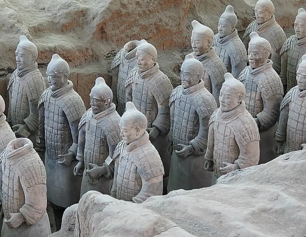چرا آرامگاه ۲۲۰۰ ساله نخستین امپراتور چین مهر و موم است؟