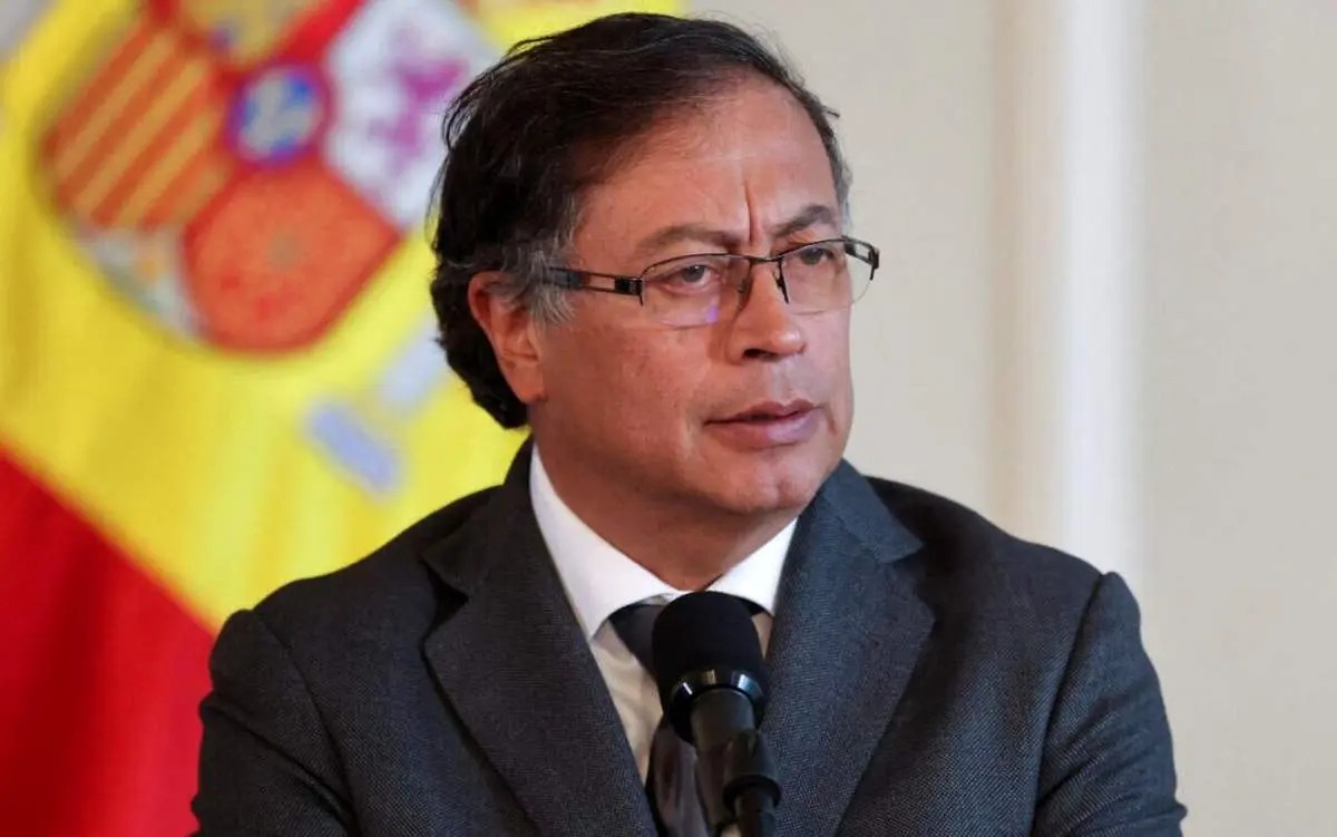 آمریکا هواپیمای پترو را در کیپ ورد زمینگیر کرد؛ افشاگری رئیسجمهور کلمبیا: ترامپ به خاطر غزه مرا تعقیب میکند نه کوکائین!