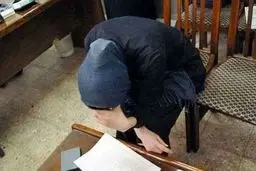 کودک بی‌گناه؛ قربانی حسادت زنانه