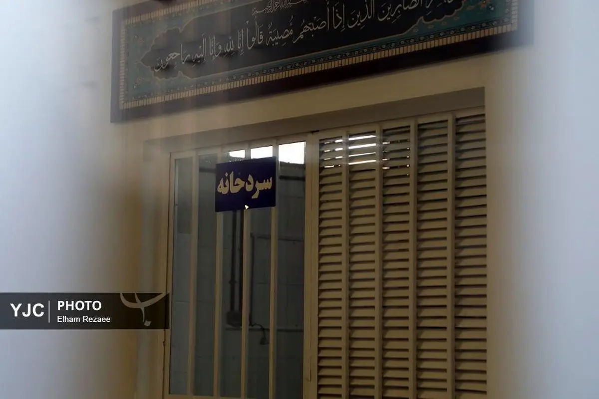 صابر کاظمی رفت، اما تصاویر بدرقه غوغایی به پا کرد!