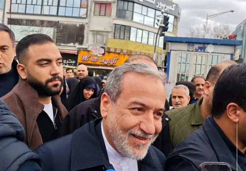 عراقچی افشا کرد: راز «قدرت خیره‌کننده» ایران در حضور مردم است!