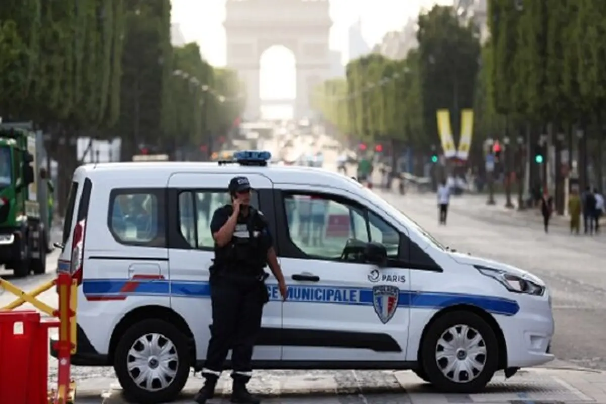 مرگ بر فرانسه؟ خودروی مرگبار در میان جمعیت؛ ۱۰ قربانی در پاریس!