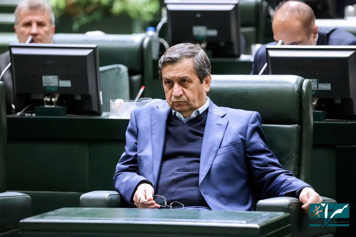 جلسه استیضاح وزیر اقتصاد در مجلس